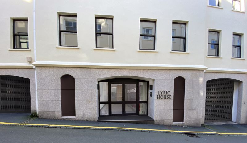 First Floor Offices - Lyric House, New Street
